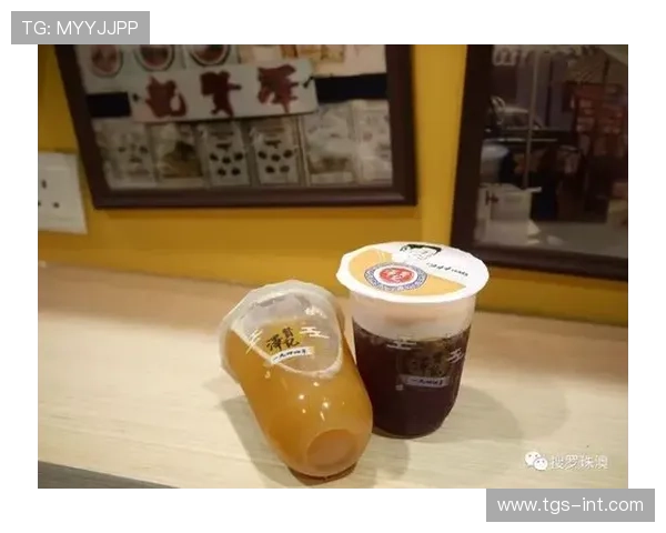走进澳门百老汇手机官网,感受不一样的夜生活魅力 走进澳门百老汇手机官网,感受不一样的夜生活魅力
